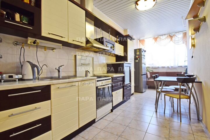 3-к. квартира, 84 м², 6/8 эт.