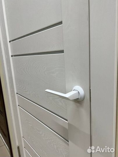 Дверь межкомнатная не бу SP64