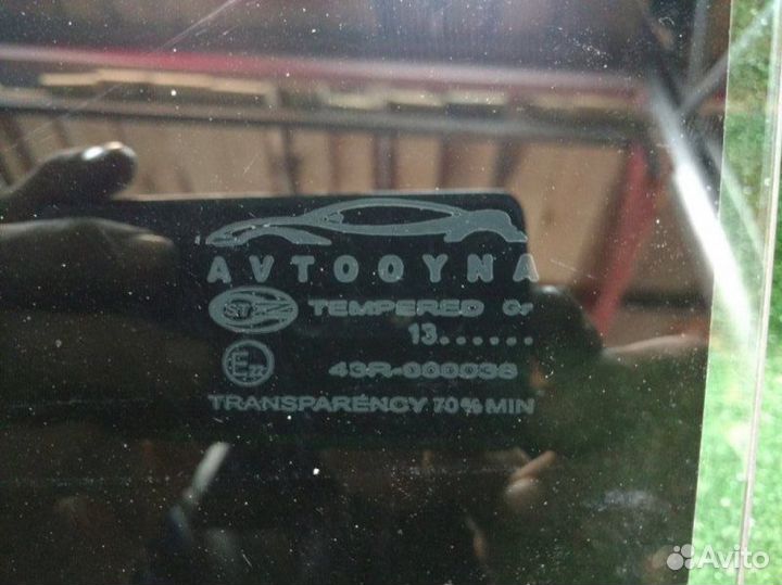 Стекло двери заднее левое Chevrolet Spark 3 M300