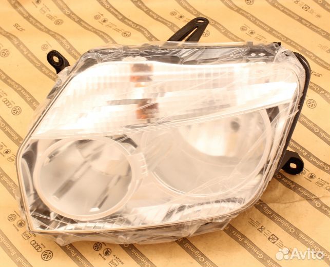 Фара левая dacia duster 10-13