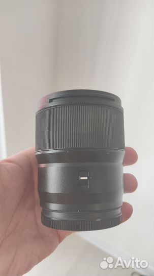 Panasonic Lumix S 85mm f/1.8 L-Mount