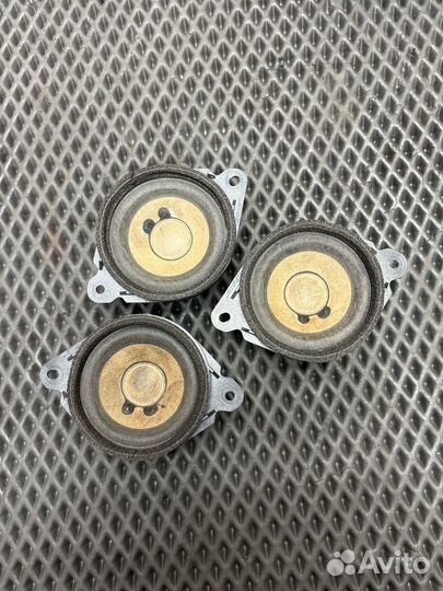 Динамик Mazda CX-9 (2006-2012)