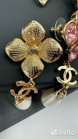 Серьги,бусы,брошь Chanel