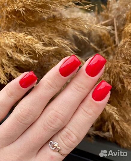 Маникюр педикюр