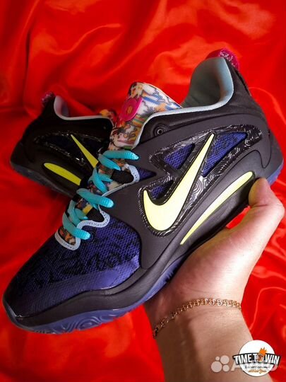 Баскетбольные кроссовки Nike KD 15