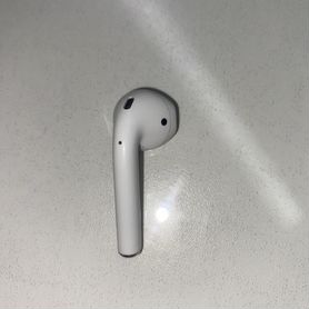 Airpods 2 наушник правый сломанный