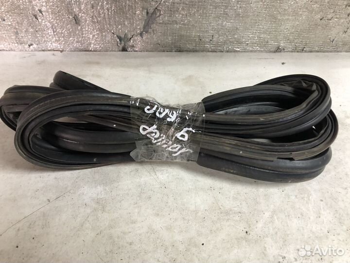 Уплотнитель багажника Mitsubishi Lancer 9