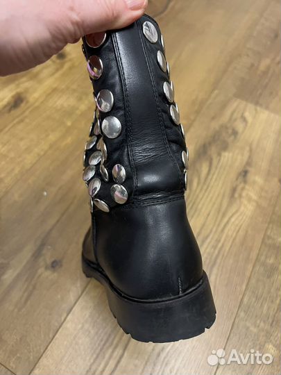 Полусапоги женские 38,5 Saint Laurent