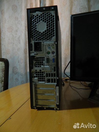 Компьютер HP Compaq 8200 Elite Small Form Factor