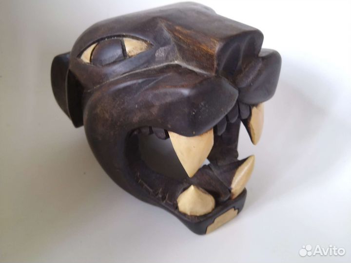 Деревянная скульптура