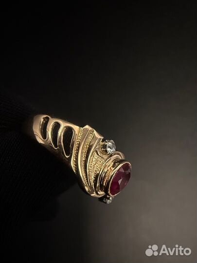 Золотое советское кольцо 583