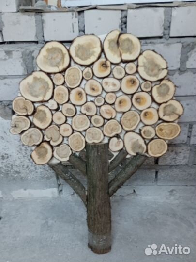 Панно из спилов можжевельника