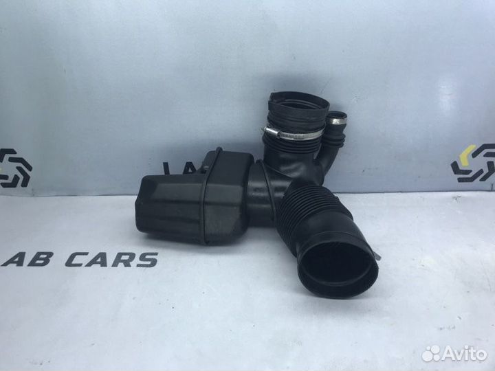 Резонатор воздушного фильтра Bmw 5 E60 226S1 2.2I