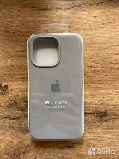 Чехол на iPhone 12