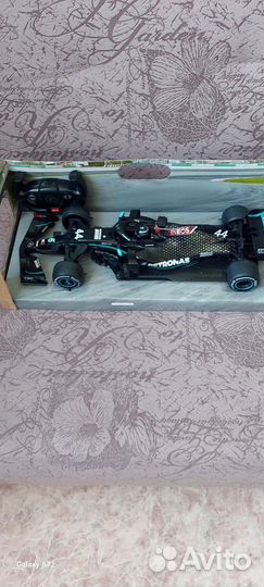 Продам машину на пульте управления