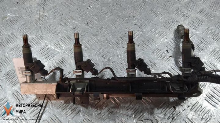 Топливная рампа BMW 3 E90/E91/E92/E93 2006 7530420