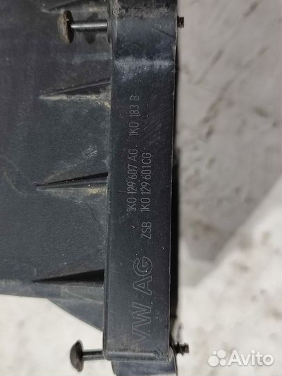 Крышка корпуса воздушного фильтра VAG 1K0129607AG