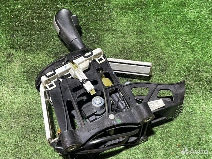 Кулиса АКПП Escape Tribute