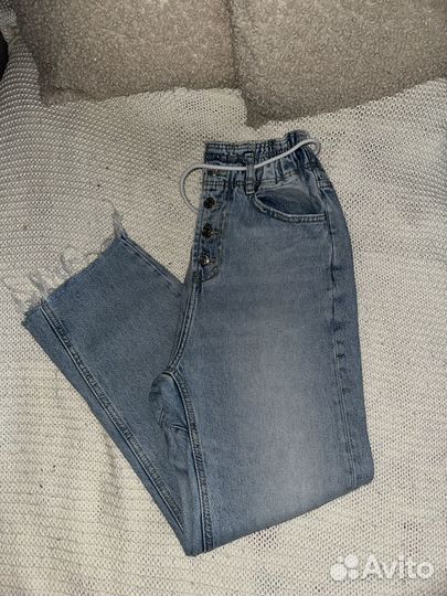 Джинсы Zara