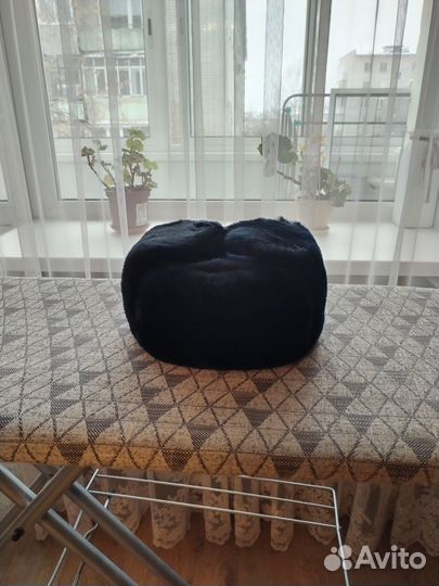 Зимняя полицейская шапка