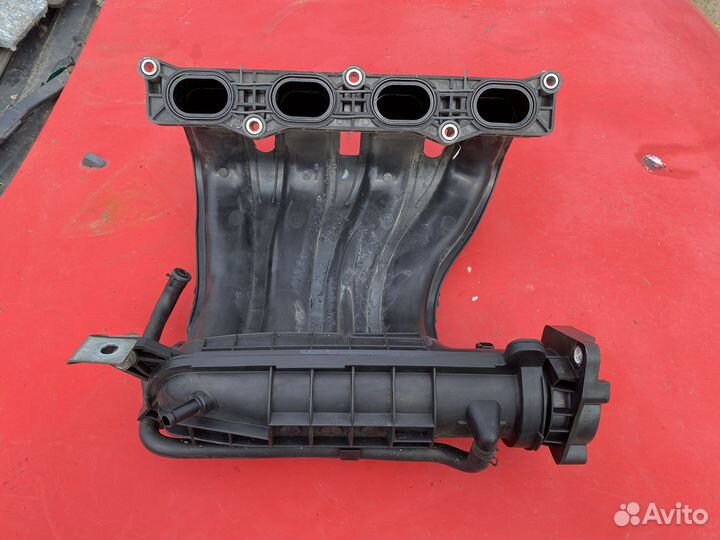 Выпускной коллектор MR18DE Nissan Tiida 1,8