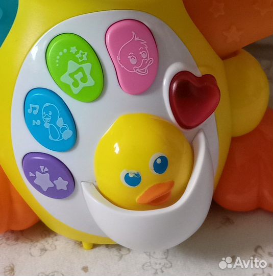 Музыкальные игрушки для малышей пакетом 6м+