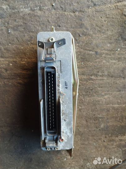 Блок управления Audi 100 С3 445 1986 0265100025