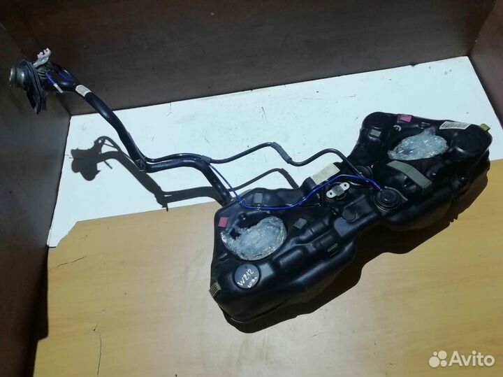 Бак топливный Mercedes E W212 diesel