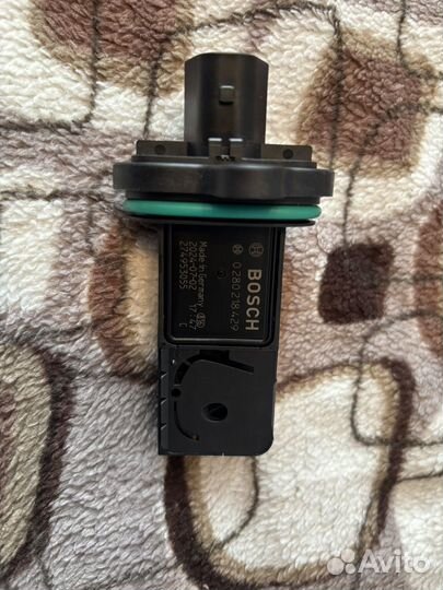 Датчик массового расхода воздуха bosch 0280218429