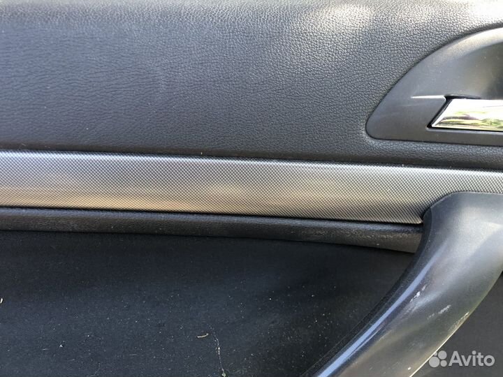 Обшивка двери передняя левая Шкода Октавия А5