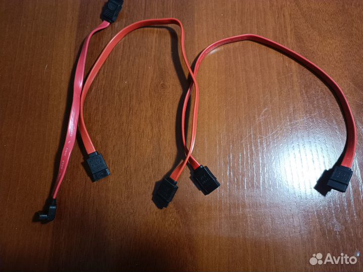 Кабель SATA для компьютера