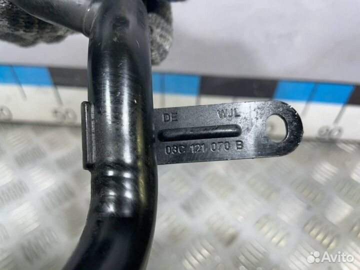 Б/У Трубка системы охлаждения Audi A3 8P1 2#002