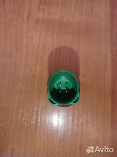 Датчик температуры охлаждающей жидкости Volkswagen