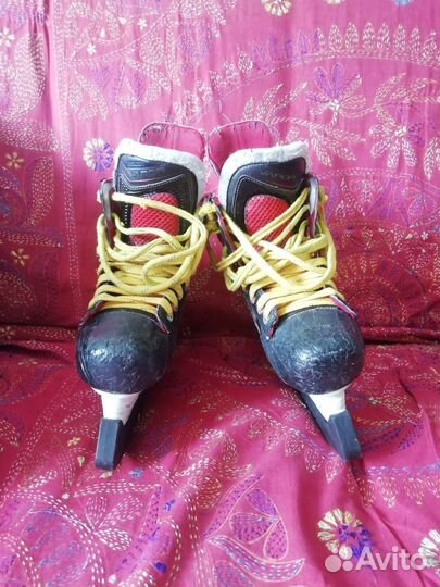 Коньки хоккейные 38.5 размер