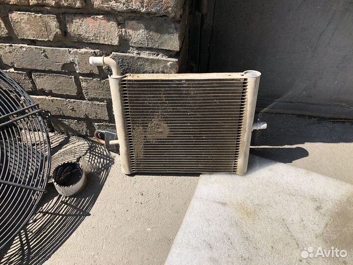 Pадиатop дополнительный Rаnge Rоver Sрort 2013-17