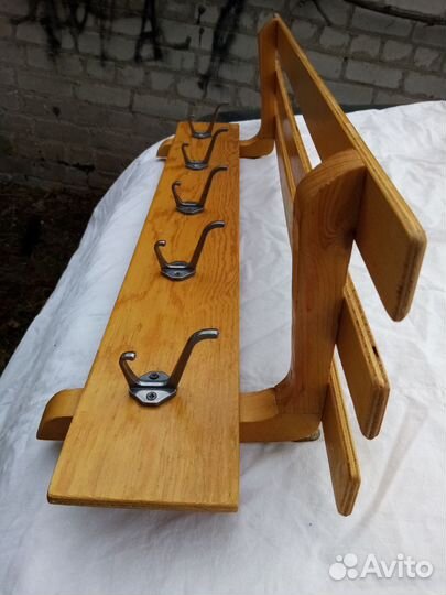 Вешалка в прихожую