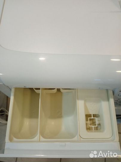 Indesit 4кг с дисплеем