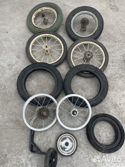 Колеса на велосипеды и тачку