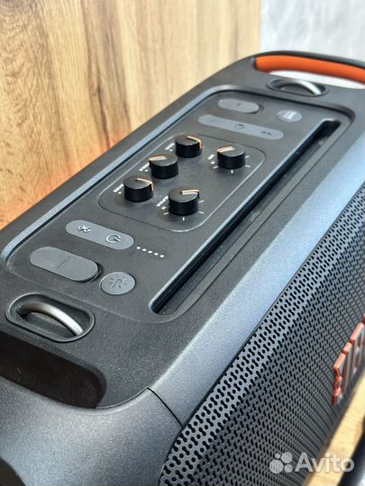 Колонка Bluetooth JBL PartyBox On-The-Go