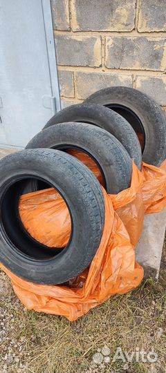 Continental ContiCrossContact LX 215/65 R16