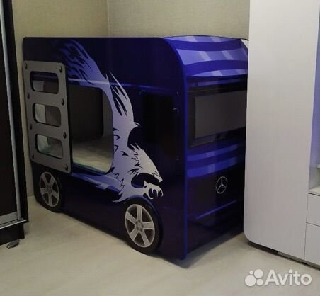 Двухъярусная кровать машина Мерседес