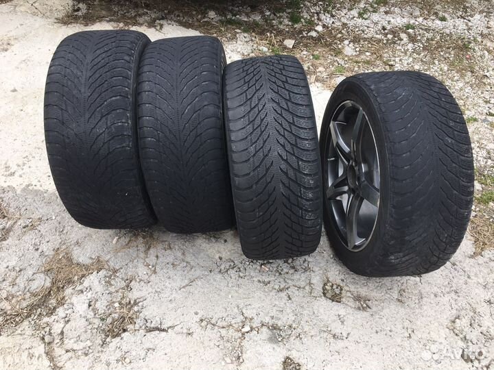 Nokian Tyres Hakkapeliitta R3 245/45 R18