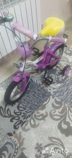 Детский трехколесный велосипед бу