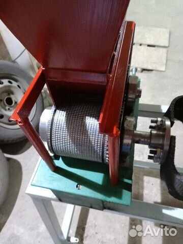 Зернодробилка