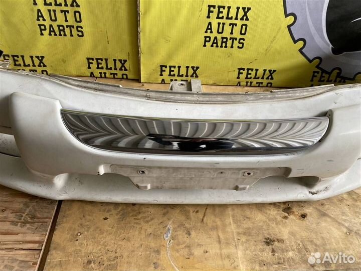 Бампер передний Toyota Caldina (st215) 1997-2003