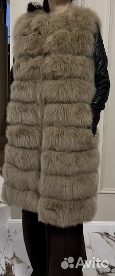 Жилет меховой из песца