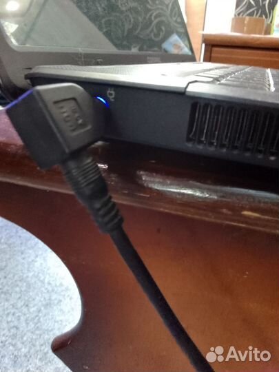 Ноутбук hp compag presario c 700