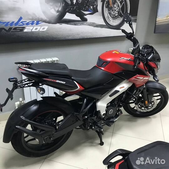 Мотоцикл Bajaj Pulsar 200NS