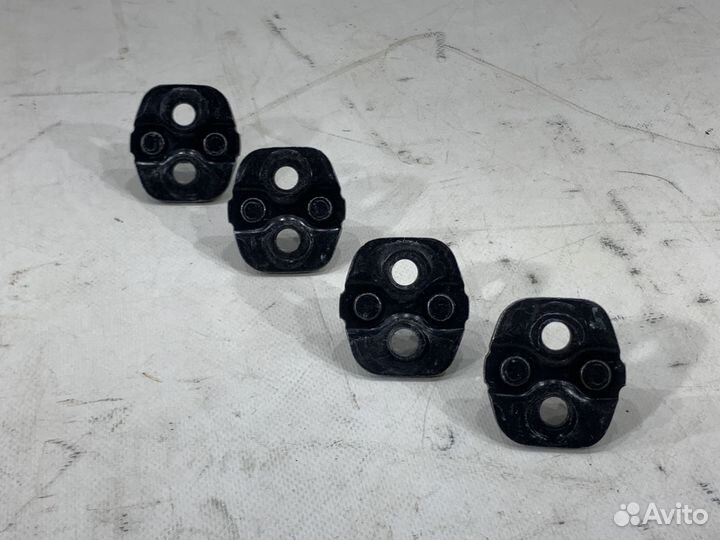 Ответная часть двери передняя Nissan Murano Z52