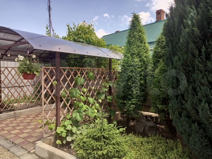 Дом 65 м² на участке 6 сот.